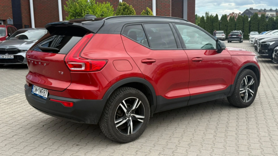 VOLVO XC40 XC40 T3 R-Design aut