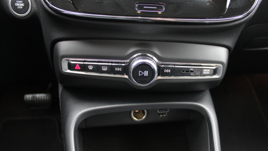 VOLVO XC40 XC40 T3 Momentum Pro aut