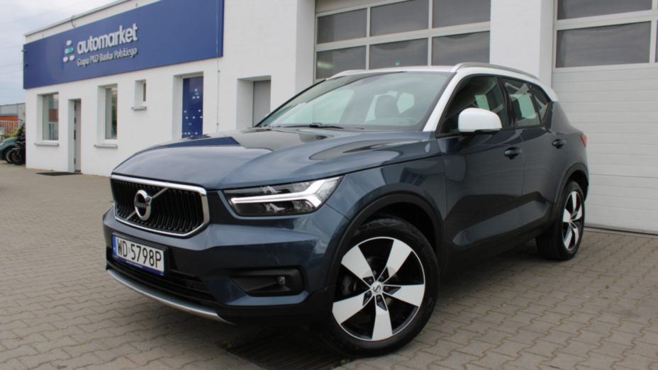 VOLVO XC40 XC40 T3 Momentum Pro aut