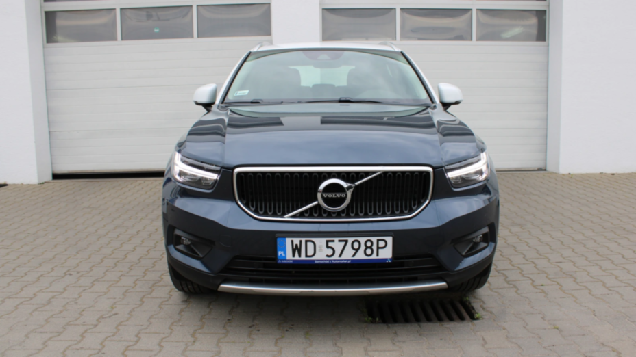 VOLVO XC40 XC40 T3 Momentum Pro aut