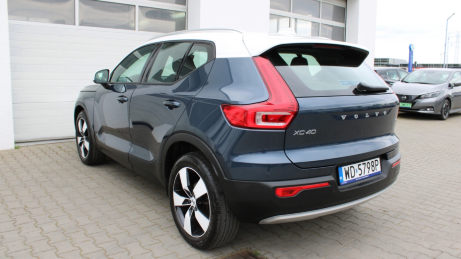 VOLVO XC40 XC40 T3 Momentum Pro aut
