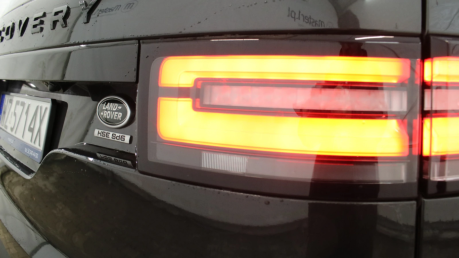 LAND ROVER Discovery Discovery V 3.0 SDV6 HSE