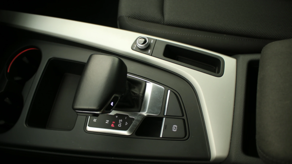 AUDI A4 A4 35 TFSI mHEV S Line S tronic