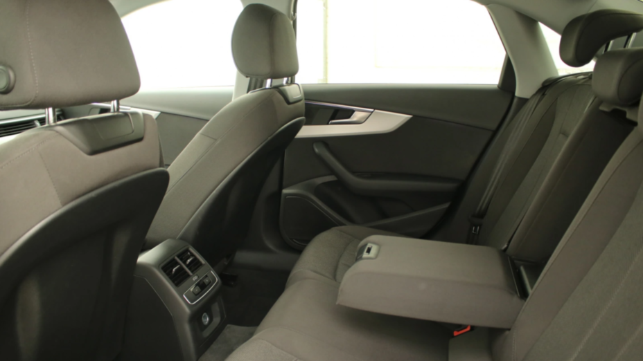 AUDI A4 A4 35 TFSI mHEV S Line S tronic