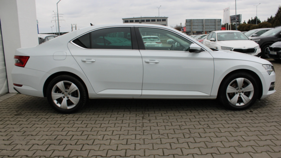 SKODA Superb Superb 2.0 TDI SCR Style DSG