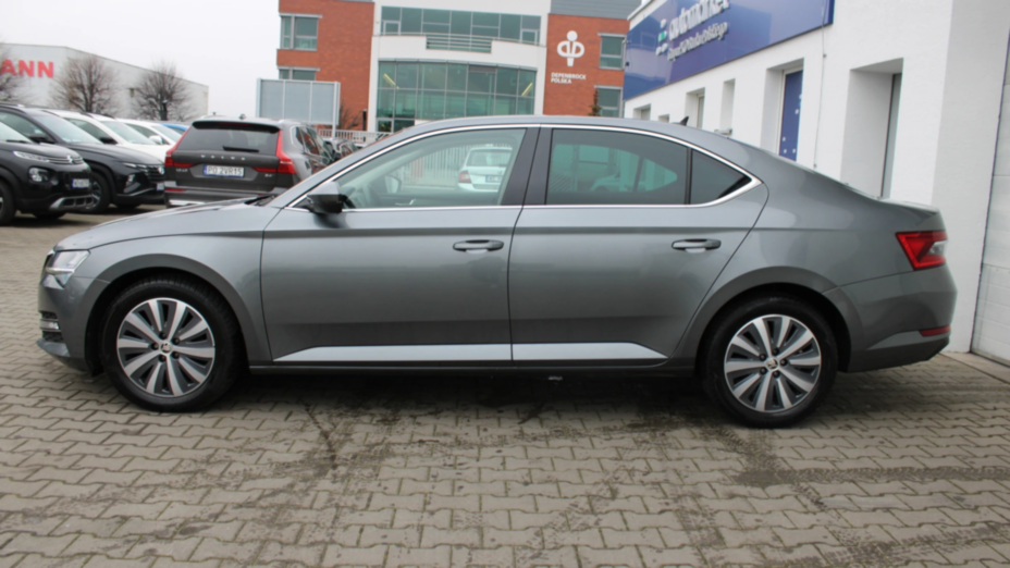 SKODA Superb Superb 2.0 TDI SCR Style DSG