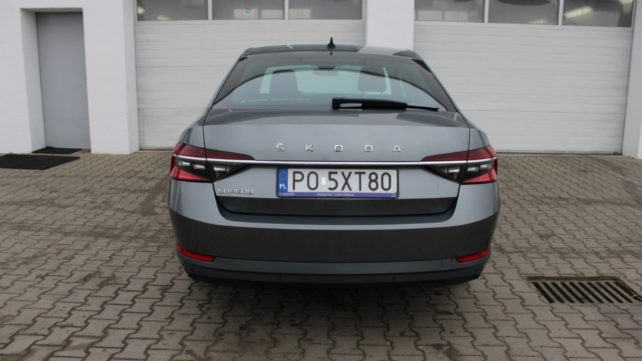 SKODA Superb Superb 2.0 TDI SCR Style DSG