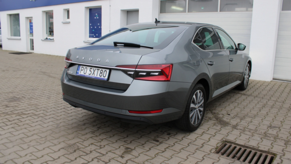 SKODA Superb Superb 2.0 TDI SCR Style DSG