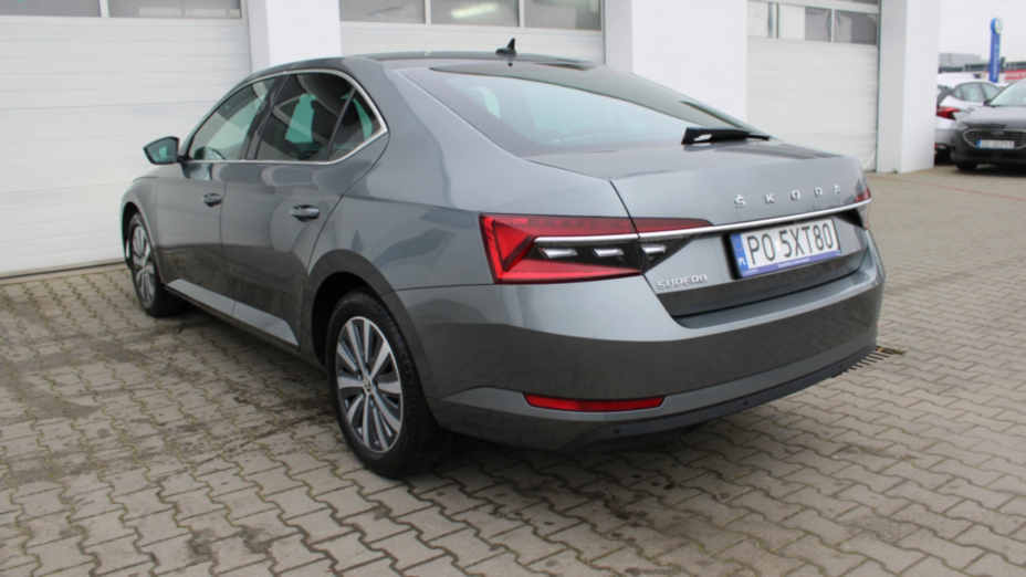 SKODA Superb Superb 2.0 TDI SCR Style DSG