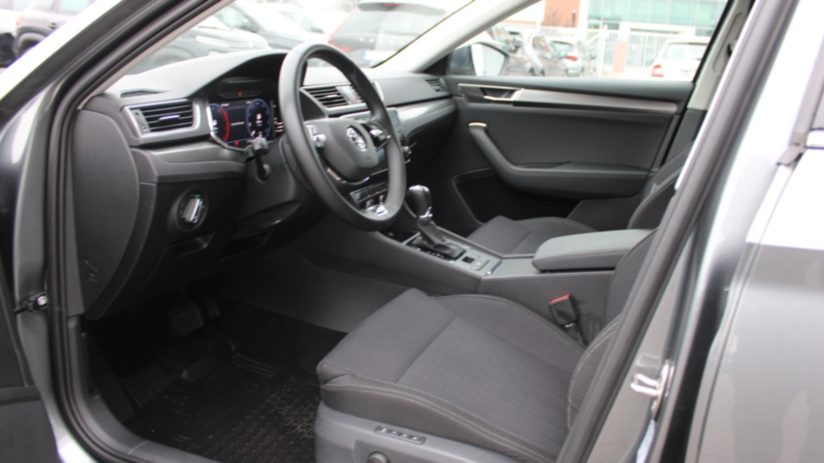 SKODA Superb Superb 2.0 TDI SCR Style DSG