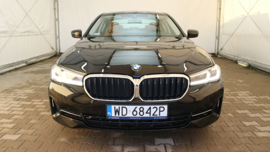 BMW Seria 5 520i mHEV aut