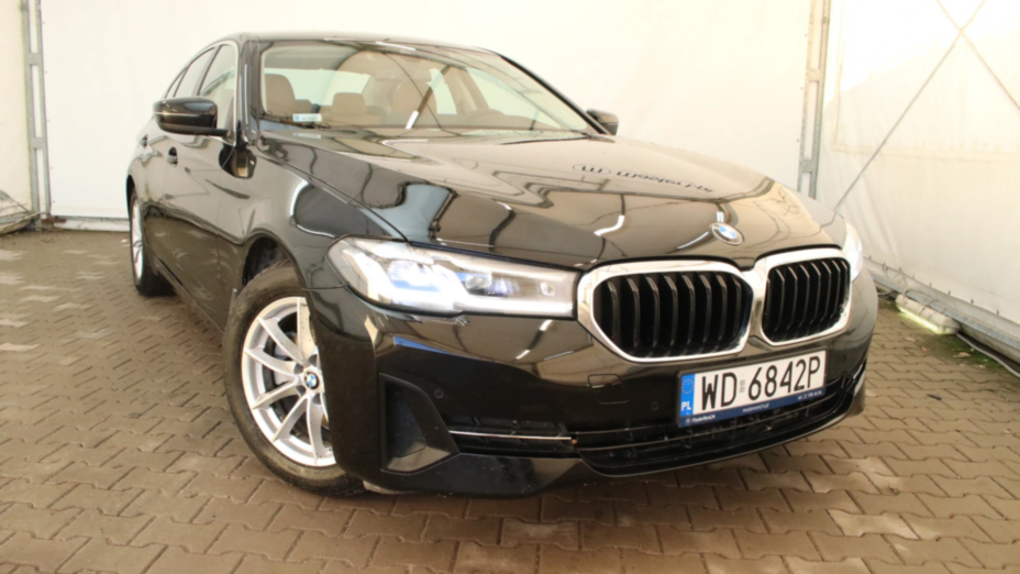 BMW Seria 5 520i mHEV aut
