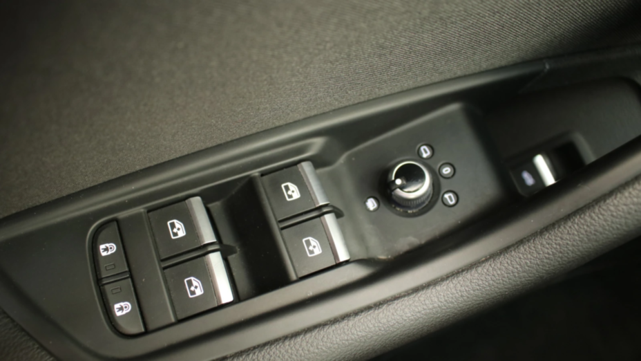 AUDI A4 A4 35 TFSI mHEV S Line S tronic