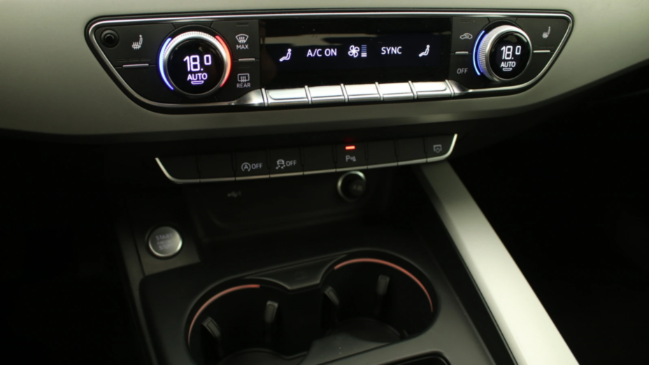 AUDI A4 A4 35 TFSI mHEV S Line S tronic