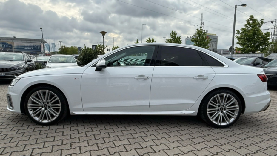 AUDI A4 A4 35 TFSI mHEV S Line S tronic