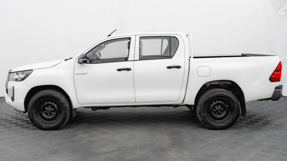 TOYOTA HiLux Hilux 2.4 D-4D Double Cab DLX 4x4