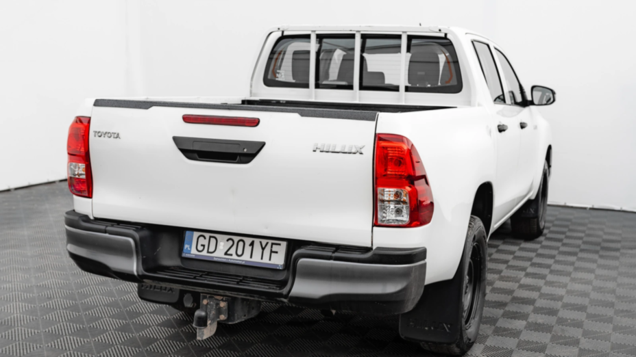 TOYOTA HiLux Hilux 2.4 D-4D Double Cab DLX 4x4