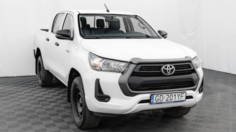 TOYOTA HiLux Hilux 2.4 D-4D Double Cab DLX 4x4
