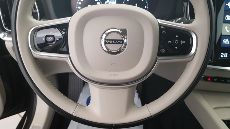 VOLVO V60 V60 B4 D Momentum Pro aut