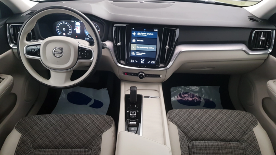 VOLVO V60 V60 B4 D Momentum Pro aut