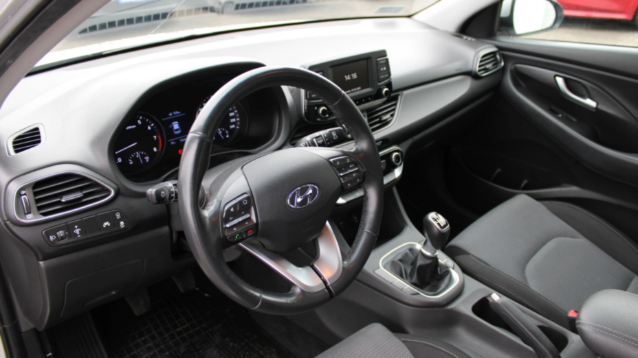 HYUNDAI i30 i30 1.4 Classic +
