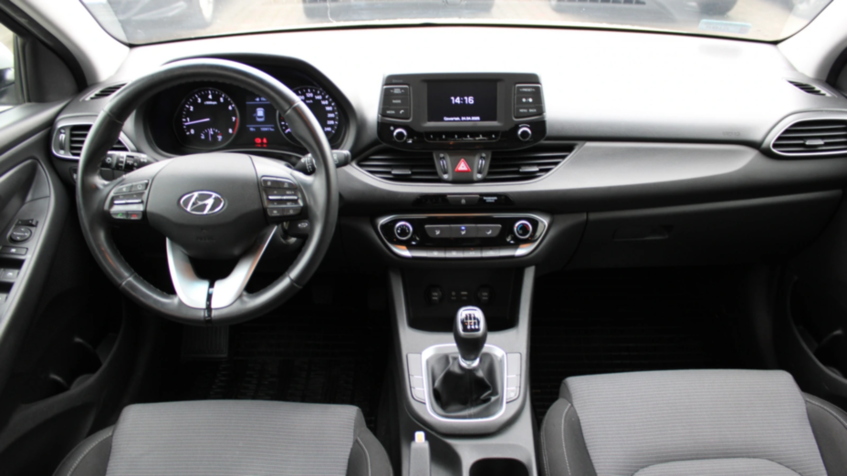 HYUNDAI i30 i30 1.4 Classic +