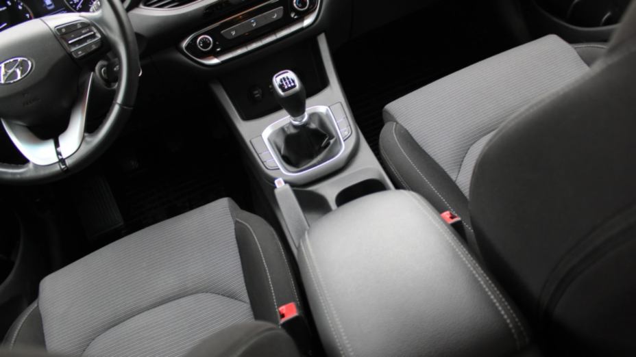 HYUNDAI i30 i30 1.4 Classic +