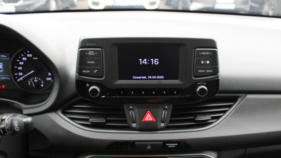 HYUNDAI i30 i30 1.4 Classic +
