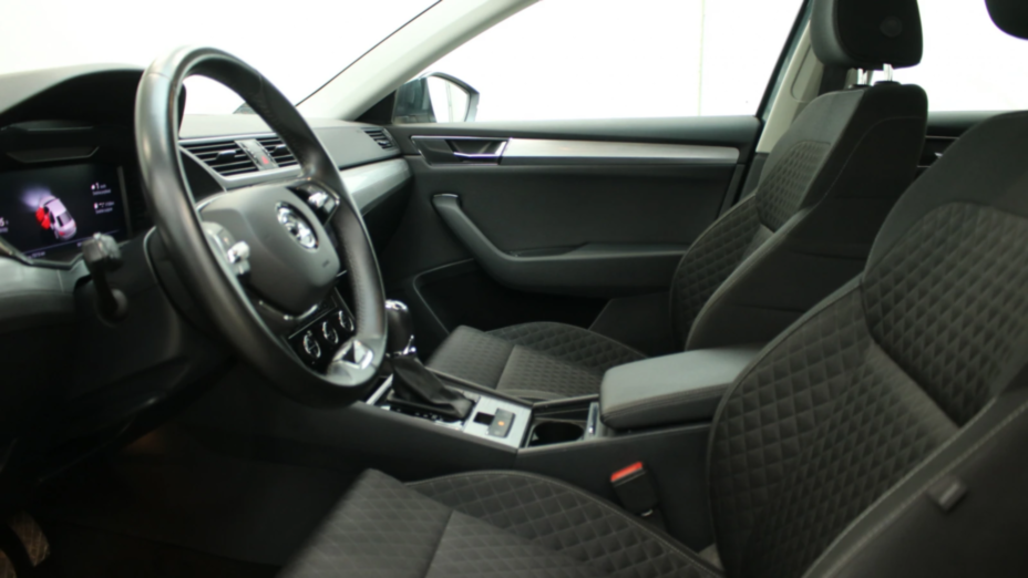 SKODA Superb Superb 2.0 TDI SCR Ambition DSG