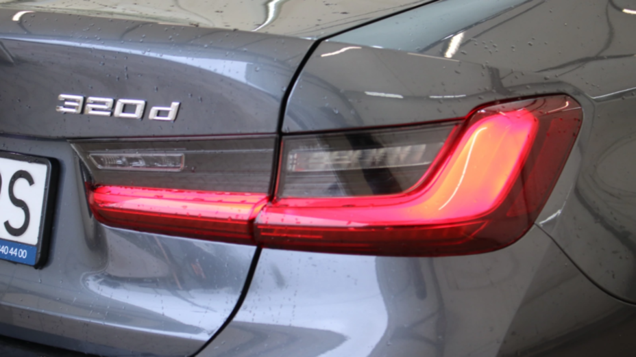 BMW Seria 3 320d xDrive mHEV Advantage aut