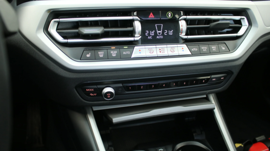 BMW Seria 3 320d xDrive mHEV Advantage aut