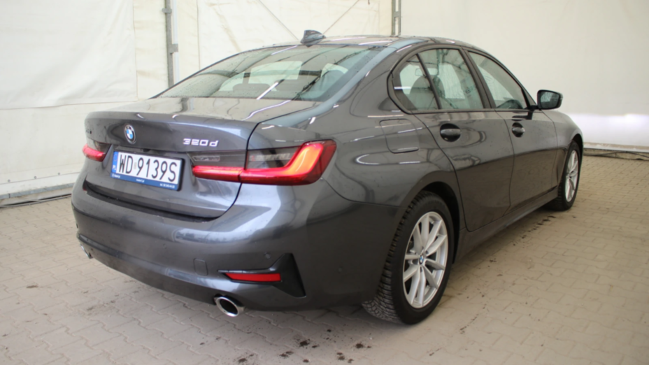 BMW Seria 3 320d xDrive mHEV Advantage aut
