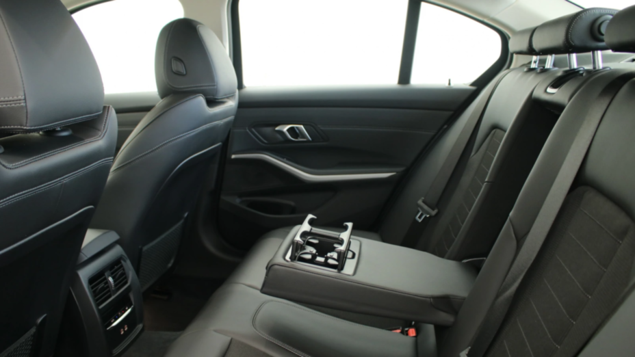 BMW Seria 3 320d xDrive mHEV Advantage aut