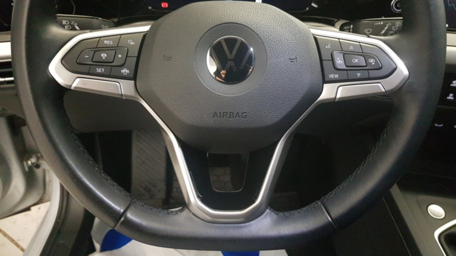 VOLKSWAGEN Golf Golf VIII 2.0 TDI Life