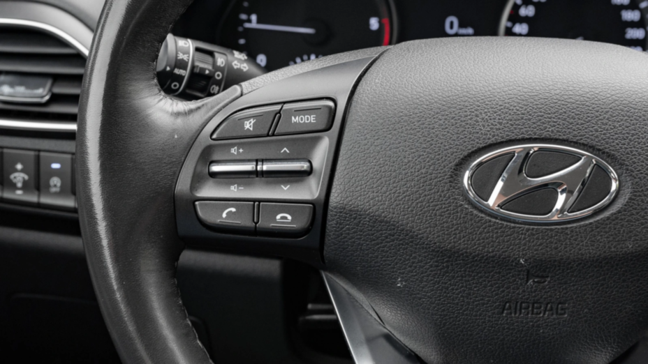 HYUNDAI i30 i30 1.6 D Classic +