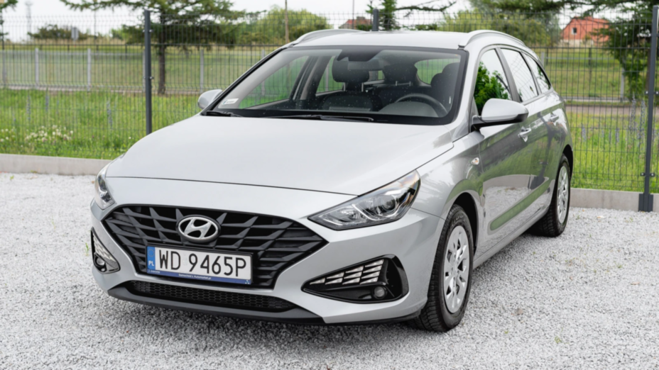 HYUNDAI i30 i30 1.6 D Classic +