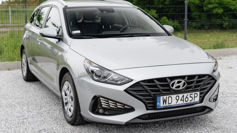 HYUNDAI i30 i30 1.6 D Classic +