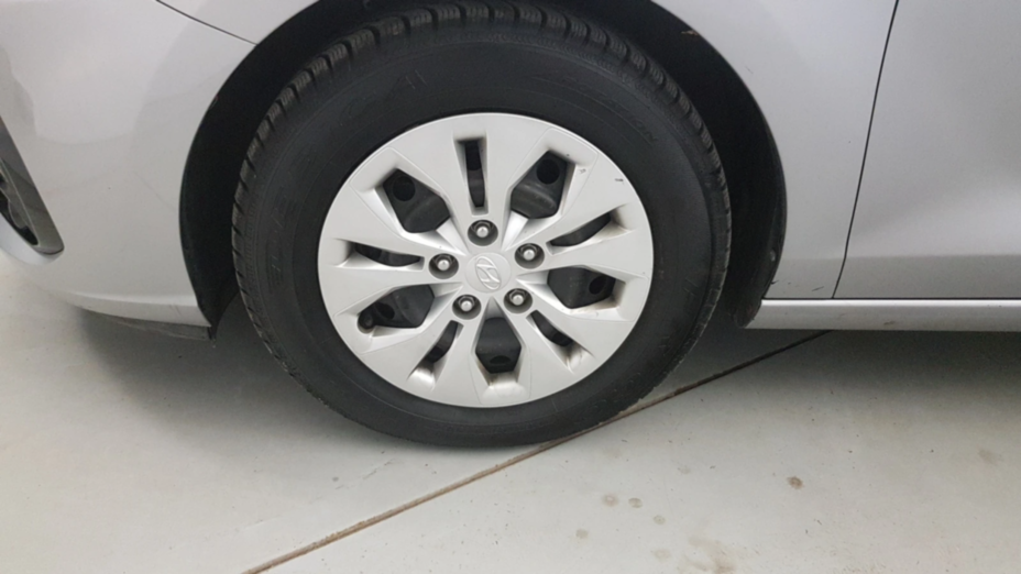 HYUNDAI i30 i30 1.6 D Classic +