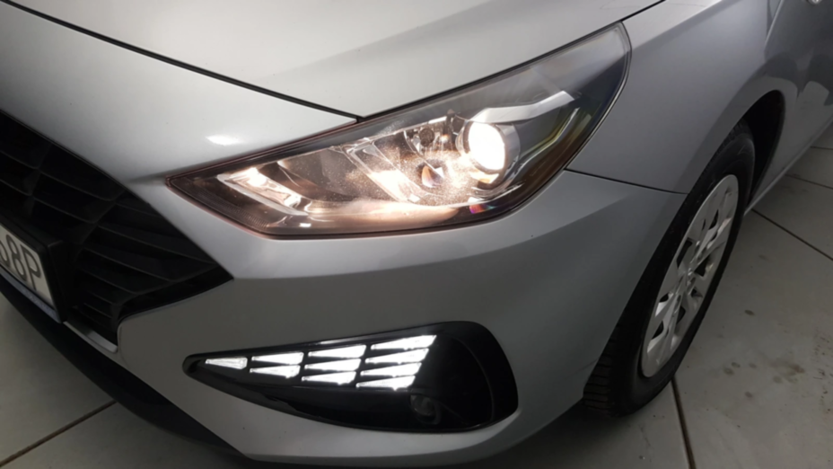 HYUNDAI i30 i30 1.6 D Classic +