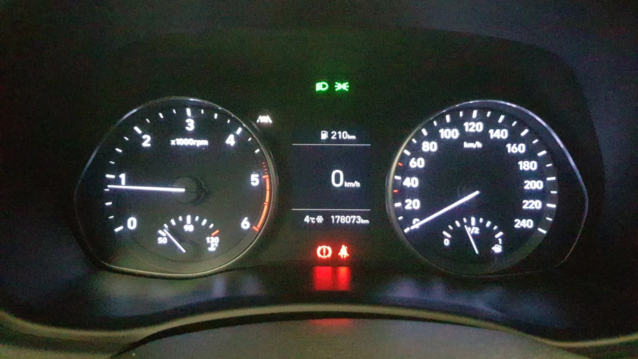 HYUNDAI i30 i30 1.6 D Classic +
