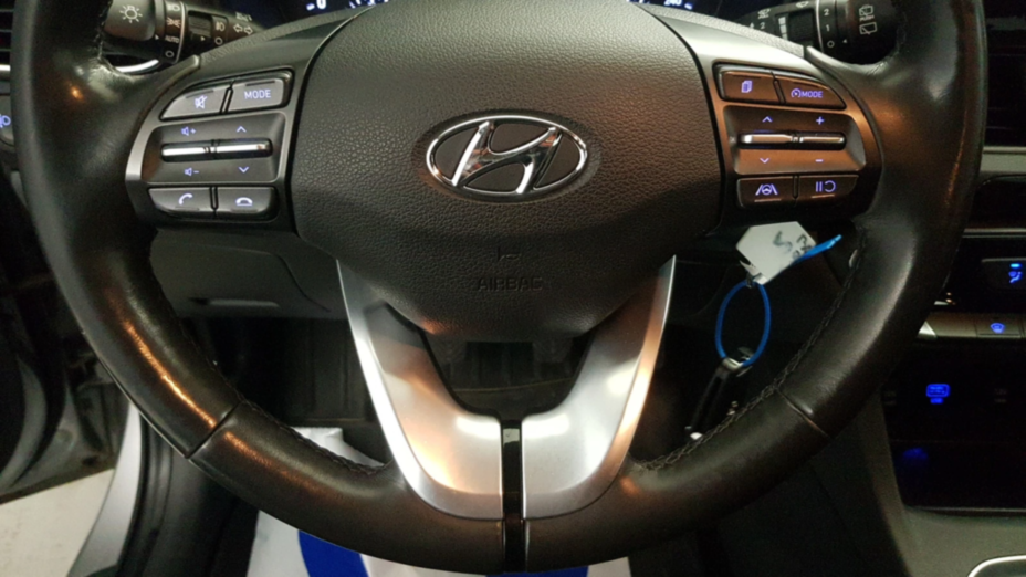 HYUNDAI i30 i30 1.6 D Classic +