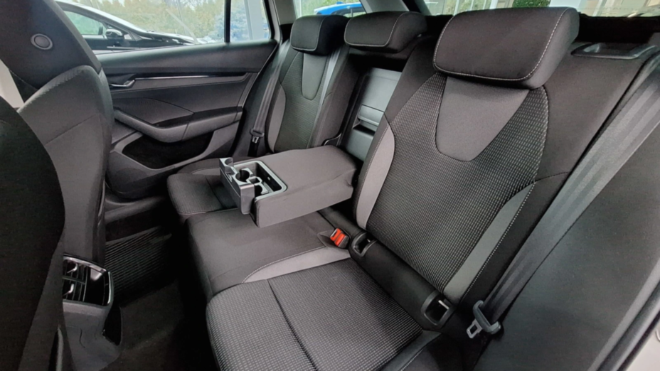 SKODA Octavia Octavia 1.5 TSI e-Tec Ambition DSG