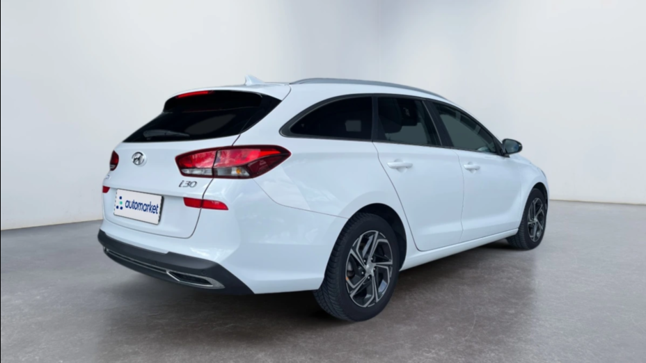 HYUNDAI i30 i30 1.0 T-GDI Smart