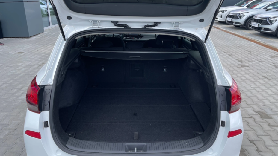 HYUNDAI i30 i30 1.0 T-GDI Smart