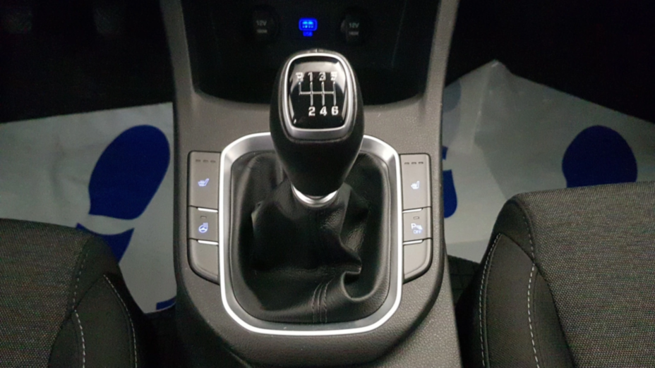 HYUNDAI i30 i30 1.5 DPI Comfort