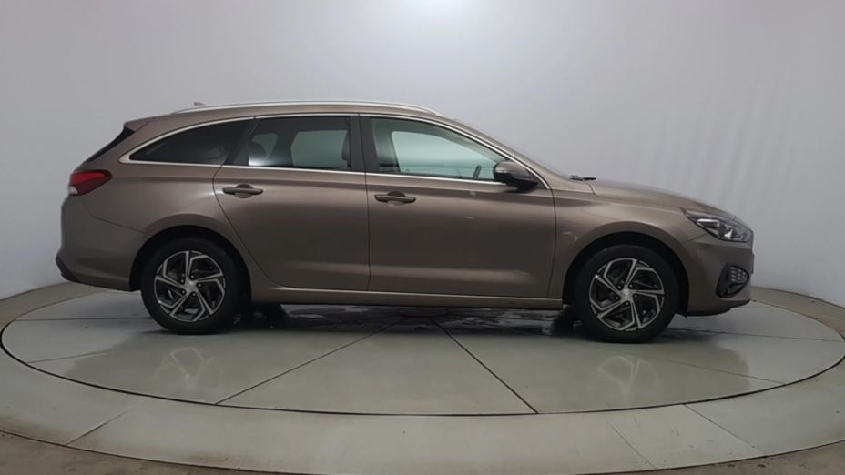 HYUNDAI i30 i30 1.5 DPI Comfort