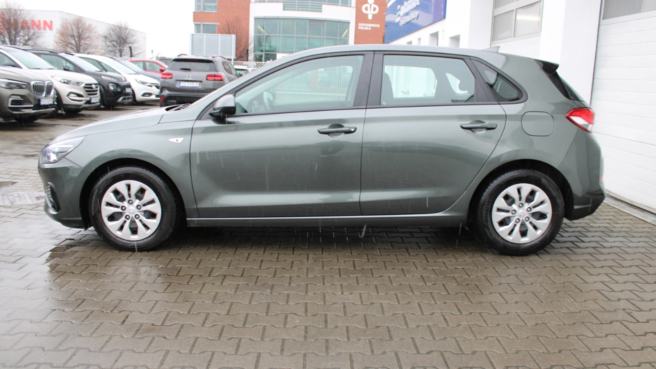 HYUNDAI i30 i30 1.0 T-GDI Classic +