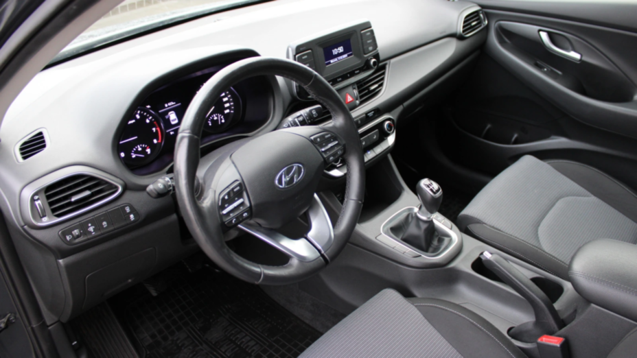 HYUNDAI i30 i30 1.0 T-GDI Classic +