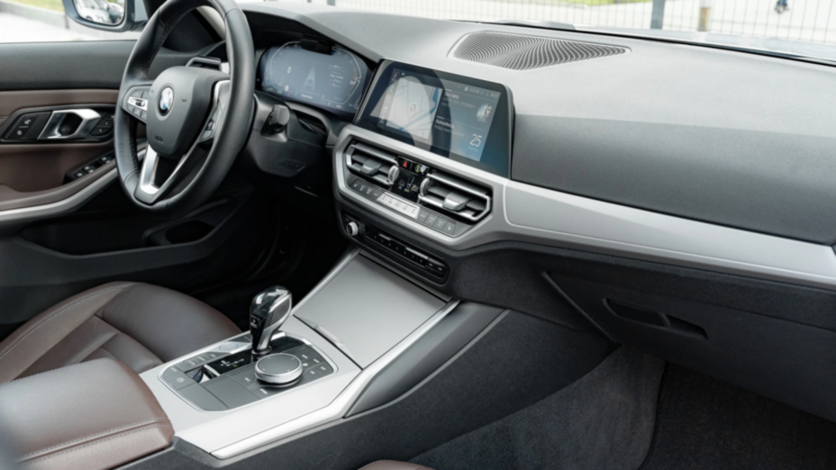 BMW Seria 3 320d mHEV Advantage aut