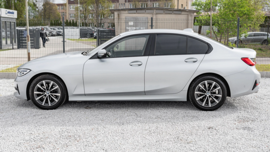 BMW Seria 3 320d mHEV Advantage aut